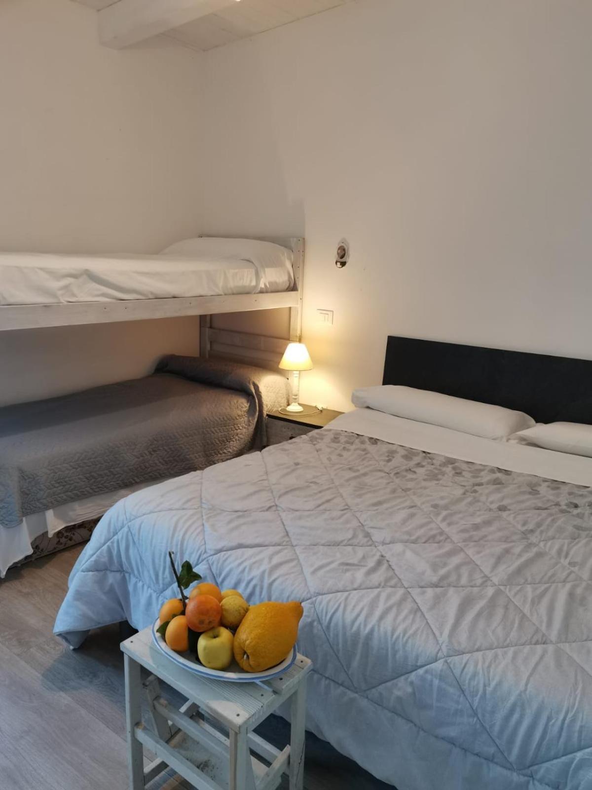B&B Xenia Mongiove Екстер'єр фото