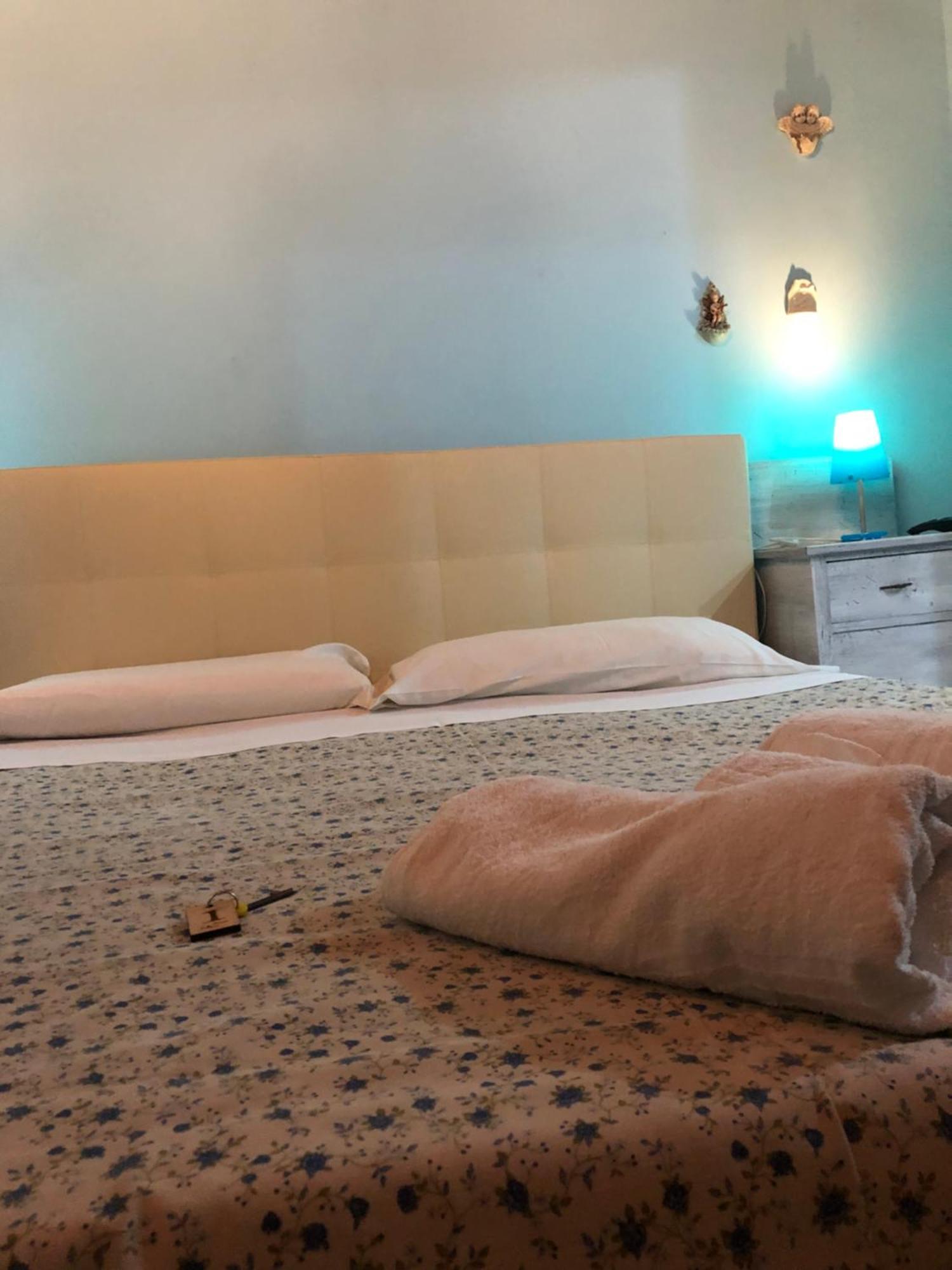 B&B Xenia Mongiove Екстер'єр фото